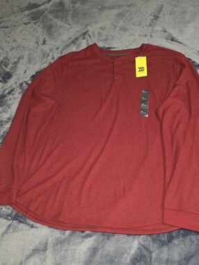 All in motion Men's Burgundy Long-Sleeve Henley XXL